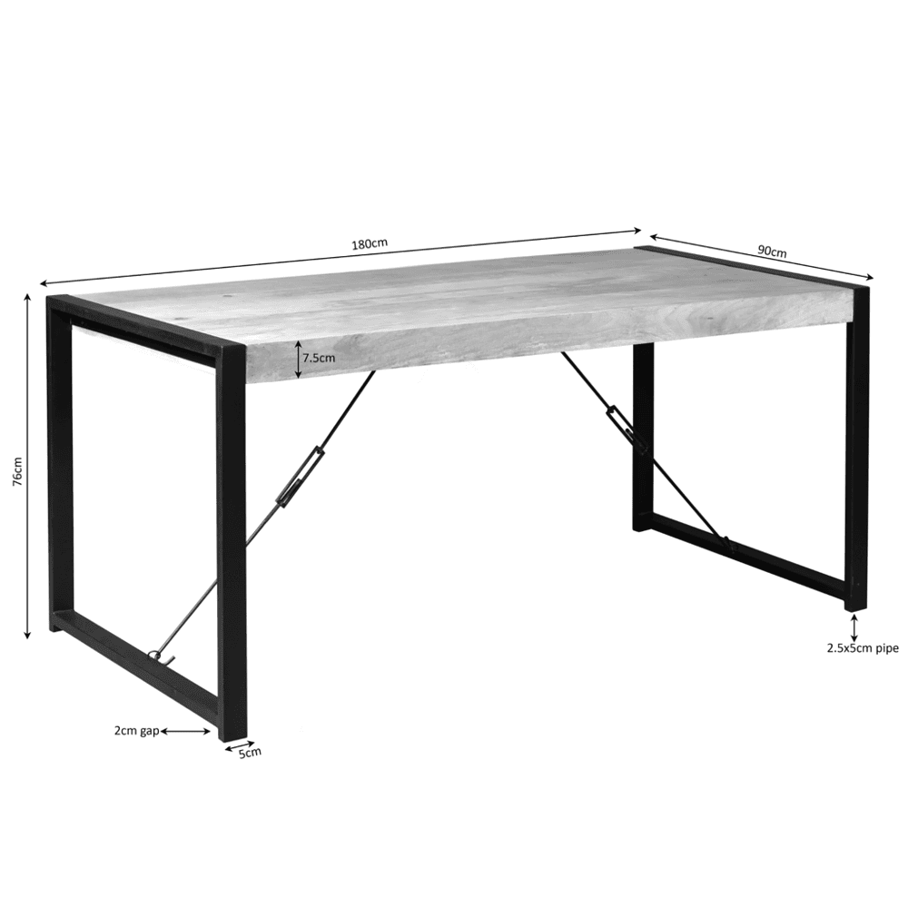 Robuuste houten eettafel met zwart metalen frame en verstelbare stangen, perfect voor een industrieel interieur. Afmetingen: 180x90 cm, hoogte 76 cm, tafelblad 7.5 cm dik.