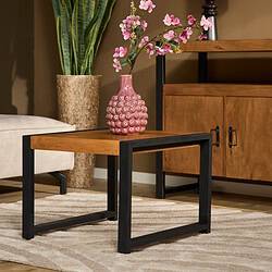 Robuuste houten salontafel met zwart metalen frame, perfect voor moderne woonkamerinrichting en stijlvol woonkamermeubilair.