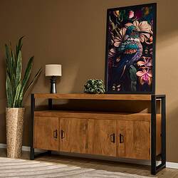 Strak en modern houten dressoirkast met zwart metalen frame, perfect voor opbergen en decoratie in elke woonkamer.