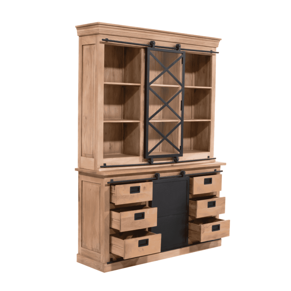 Houten boekenkast met zwarte stalen schuifdeuren en meerdere lades, landelijke uitstraling, perfect voor woonkamer of kantoor voor stijlvolle opbergruimte.