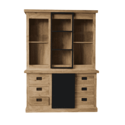 Hoogwaardige houten landelijke vitrine met zwart metalen details, geschikt voor keukens en woonkamers. Modern vintage design met praktische opbergruimte en stijlvolle uitstraling.