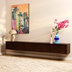 Elegante wandmeubel van hoogwaardig donker hout voor moderne interieurdecoratie met geribbelde afwerking.