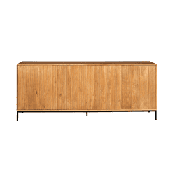 Elegante houten dressoir met slanke zwarte metalen pootjes, perfect voor woon- of eetkamer. Handgemaakt en gestileerd voor modern interieur, biedt ruime opbergruimte met natuurlijke uitstraling.