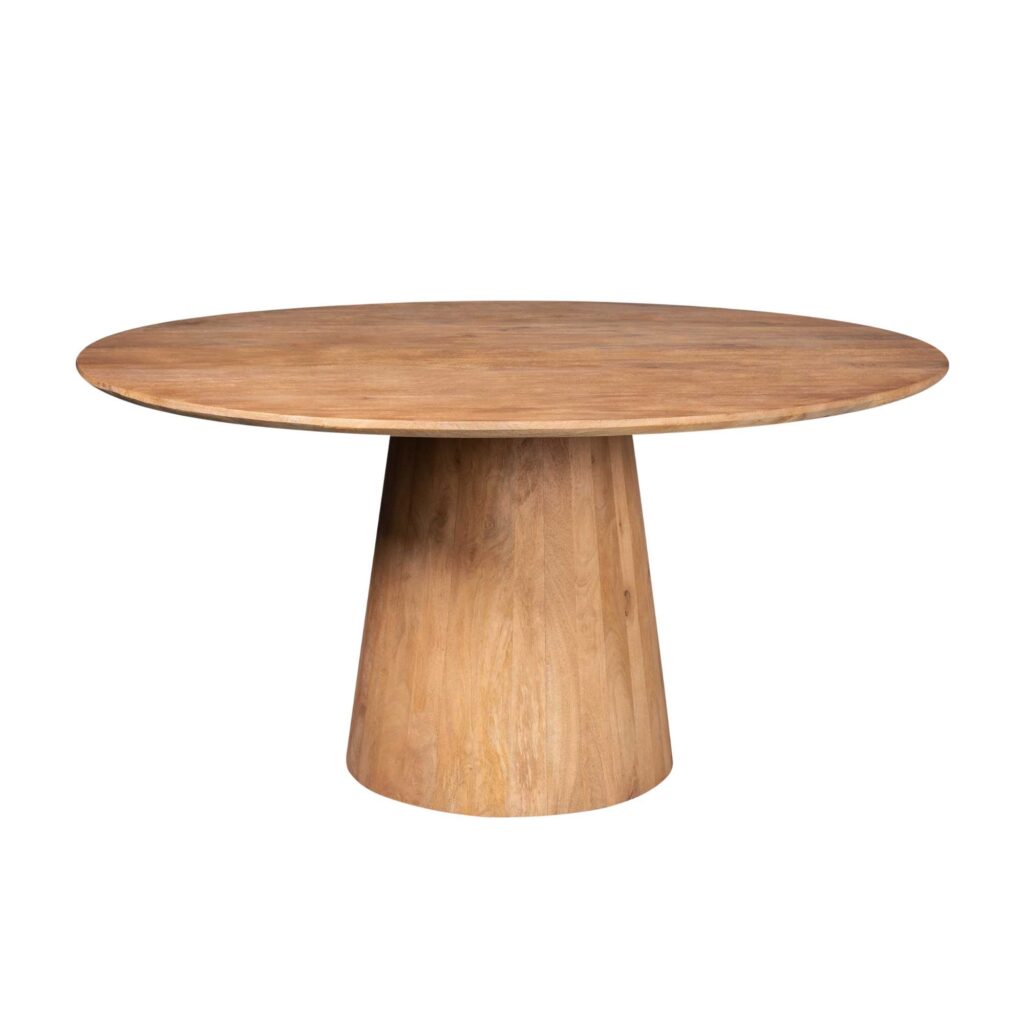 Rustieke massief houten eettafel met ronde tafelblad en stevige conische basis, Scandinavisch design, natuurlijke houtafwerking, perfect voor moderne en landelijke interieurs, ambachtelijk vakmanschap.