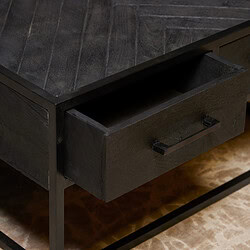 Robuuste zwarte houten salontafel met lade, modern meubelstuk voor woonkamers, ambachtelijk gemaakt, maatwerk, stijlvolle en praktische inrichting.