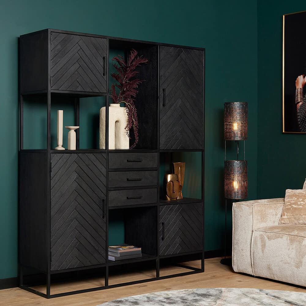 Stijlvolle zwarte houtentubsysteem met open en gesloten opbergruimte, ideale Mokana meubelen voor moderne interieurs met accessoires en decoratie.