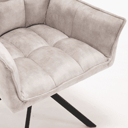 Lounge bank met zachte beige stof, elegante en comfortabele velvet bekleding, perfecte zitmeubel voor modern interieur, duurzaam design door Mokana Meubelen.