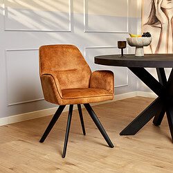 Warme bruine velours eetkamerstoel met slanke zwarte houten poten, modern design, comfortabele zithouding, perfect voor stijlvolle eetkamers en eigentijdse woonruimtes.