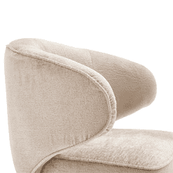 Design fauteuil van zachte beige velvet stof, modern en comfortabel meubelstuk voor woonkamer, perfect voor stijlvolle inrichting, maatwerk mogelijk bij Mokana Meubelen.