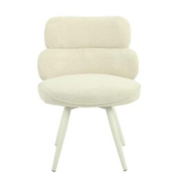 Luxe vintage fauteuil van Mokana in een elegante crème kleur met Scandinavisch design, perfect voor modern en retro interieur.
