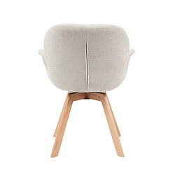Modern upholstered armstoel met licht houten pootjes, Scandinavisch design, comfortabel en stijlvol, perfect voor woonkamer of zithoek.
