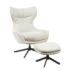 Lounge fauteuil met bijpassende voetenbank in beige stoffen stof, ontworpen voor comfortabel en stijlvol loungen in elke woning.