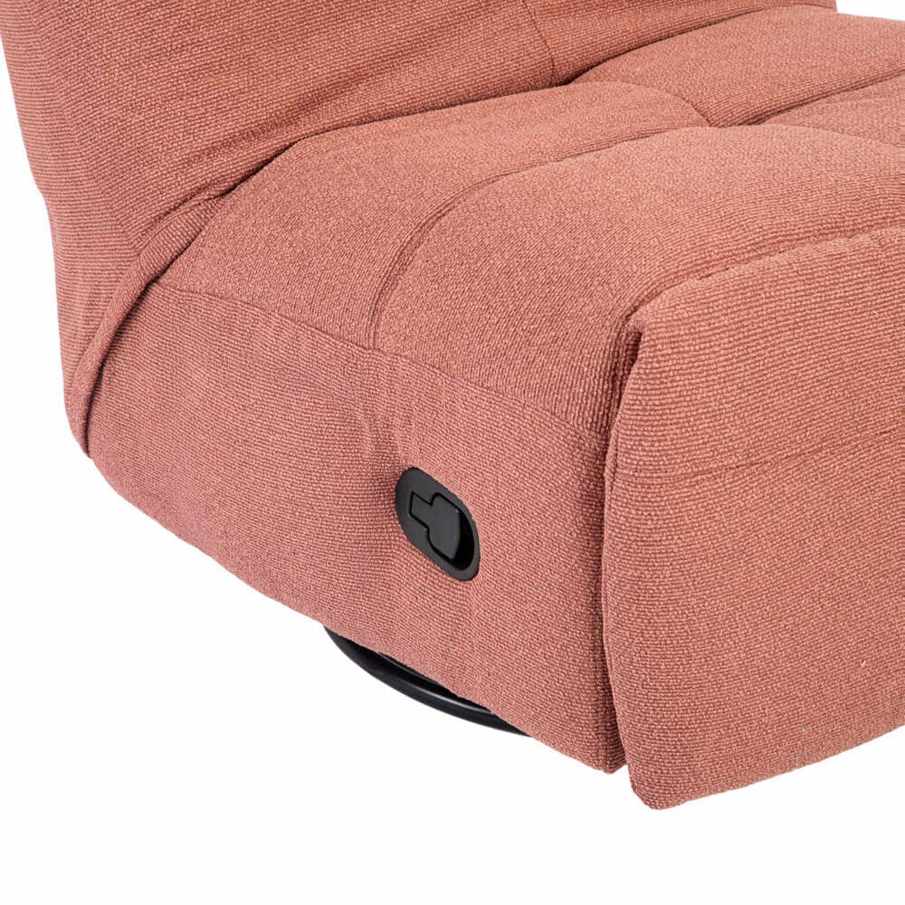 Comfortabele luxe stofbank van Mokana Meubelen met verstelbare hoofdeenheden en zachte bekleding voor een stijlvolle en functionele woonkamer.
