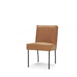 - Hoge eetkamerstoel met leren bekleding en zwart metalen poten voor elegante woonkamer of eetkamer inrichting.