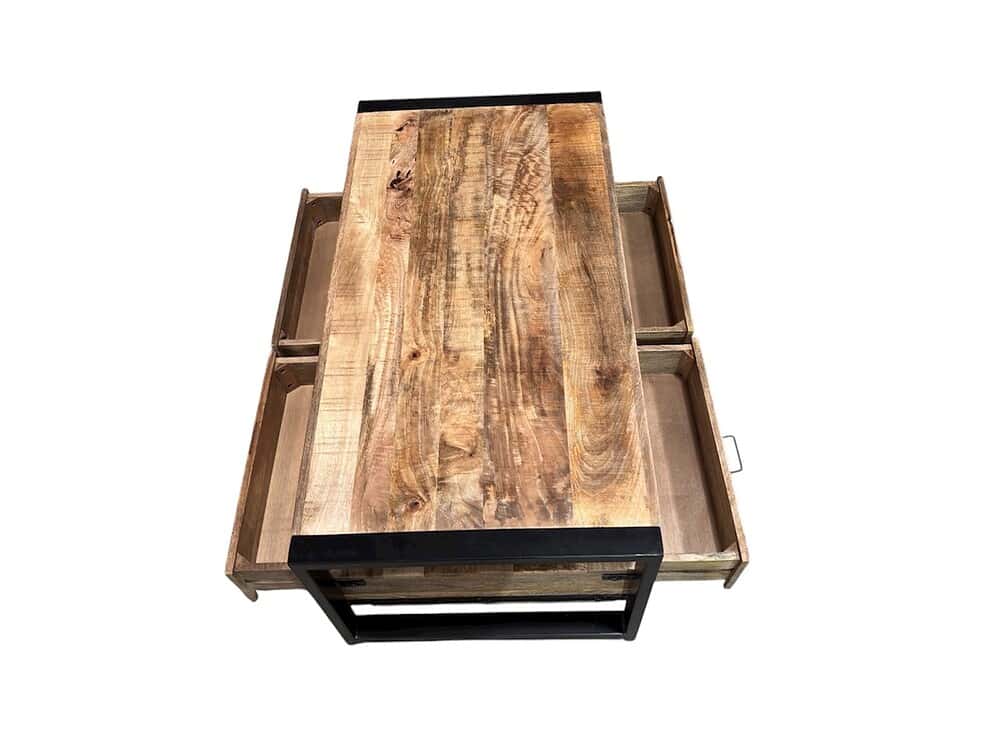 Vintage houten salontafel met zwart metalen frame, ambachtelijke meubelstijl, duurzame houtafwerking, uniek design voor woonkamer of kantoor.