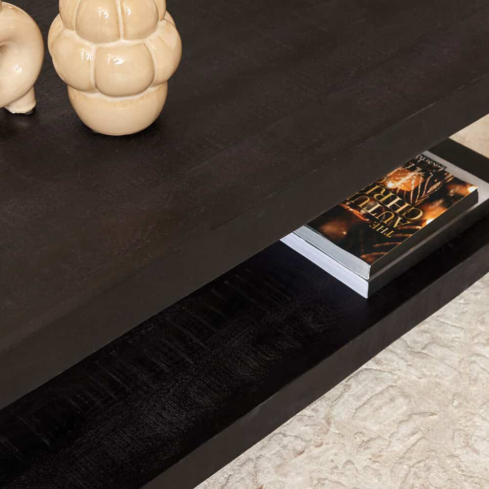 Hazelnootkleurige salontafel met opbergvak, modern design, houten afwerking, stijlvolle meubelstukken voor woonkamer.