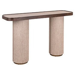 Houten en stoffen bank of salontafel van Mokana Meubelen met een modern design, perfect voor een stijlvolle en comfortabele woonkamer.