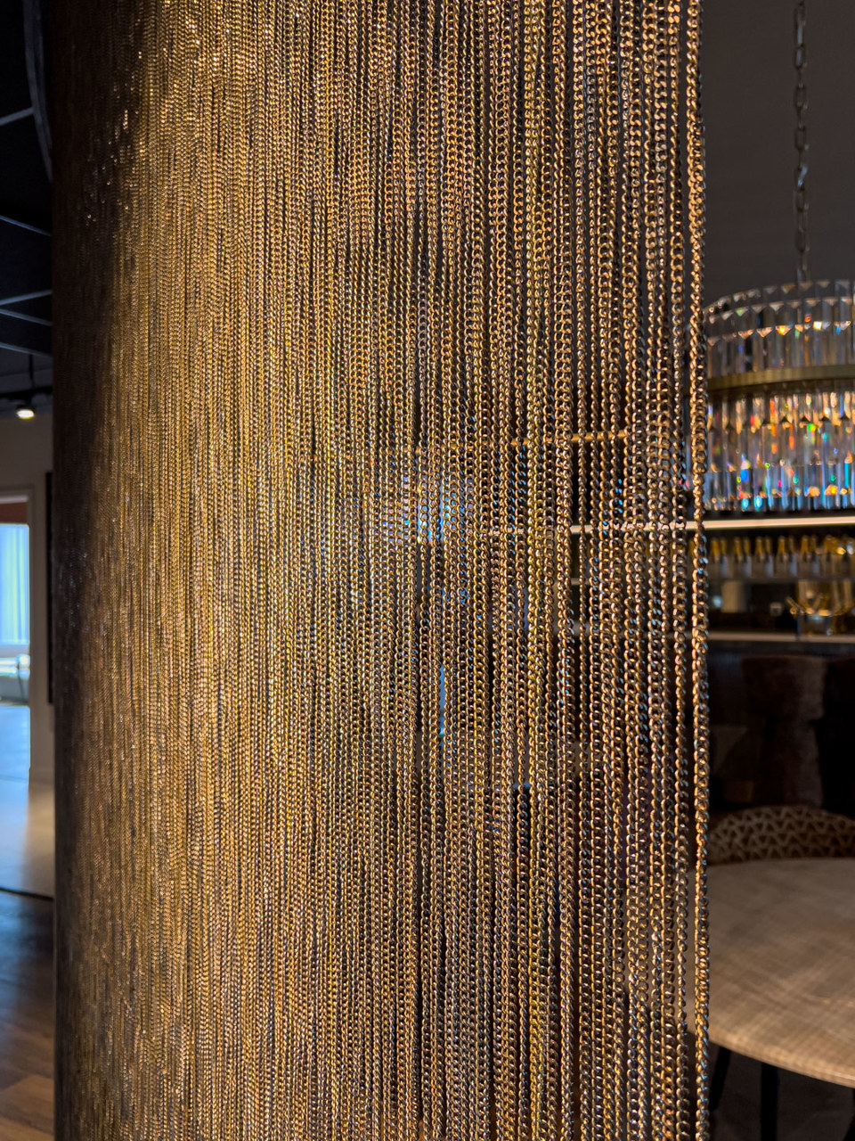 Decoratief object Curtain gold chain