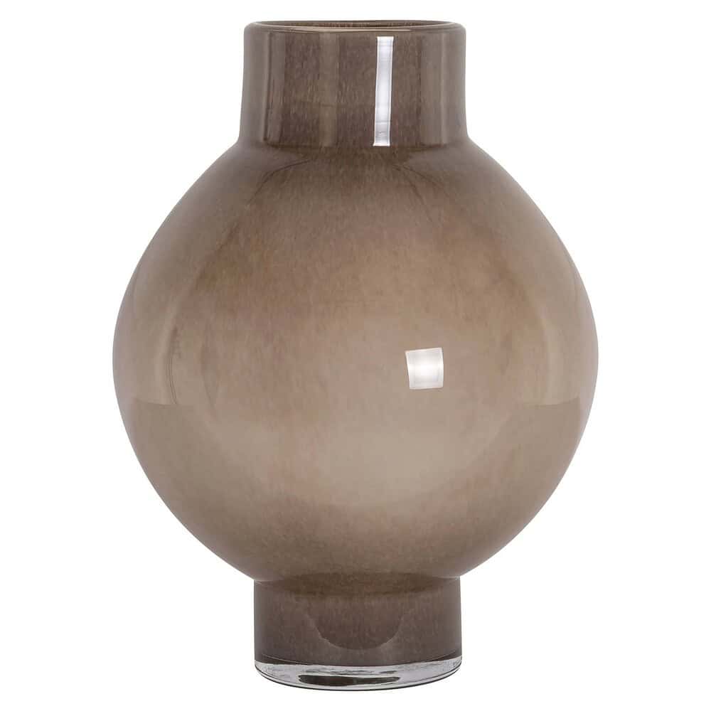 Elegante moderne vaas van glanzend bruin keramiek, ideaal voor decoratie in woonkamer of entree.