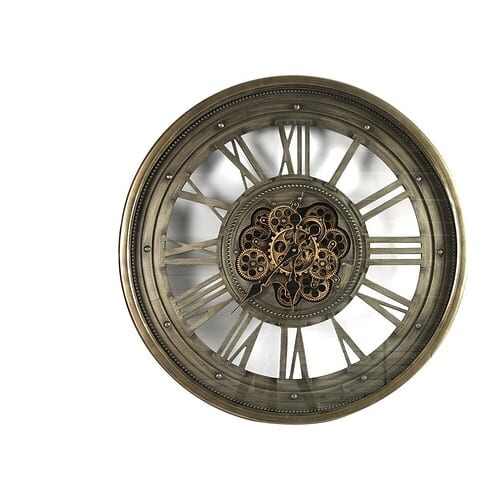 45588 1 Radarklok Duke 1 | Heb je wel eens door de ramen naar prachtig ingerichte woonkamers in Nederland gekeken? Een salontafel versierd met bloemen staat voor een gezellige en aantrekkelijke bank, daarachter zie je een eettafel voor gezellige bijeenkomsten en in de vensterbank staan smaakvolle vazen. Antike Metallwanduhr mit sichtbarem Mechanismus und römischen Ziffern, super für eine stilvolle Inneneinrichtung.