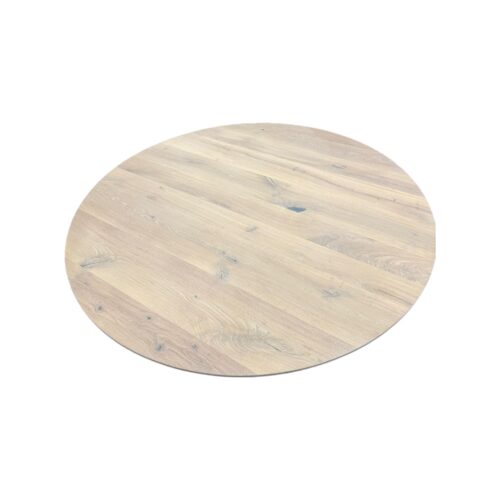 Eettafel Thobias Scandinacisch design | Heb je wel eens door de ramen naar prachtig ingerichte woonkamers in Nederland gekeken? Een salontafel versierd met bloemen staat voor een gezellige en aantrekkelijke bank, daarachter zie je een eettafel voor gezellige bijeenkomsten en in de vensterbank staan smaakvolle vazen. Meubelwinkel Nederland | Eettafel Thobias Scandinacisch design