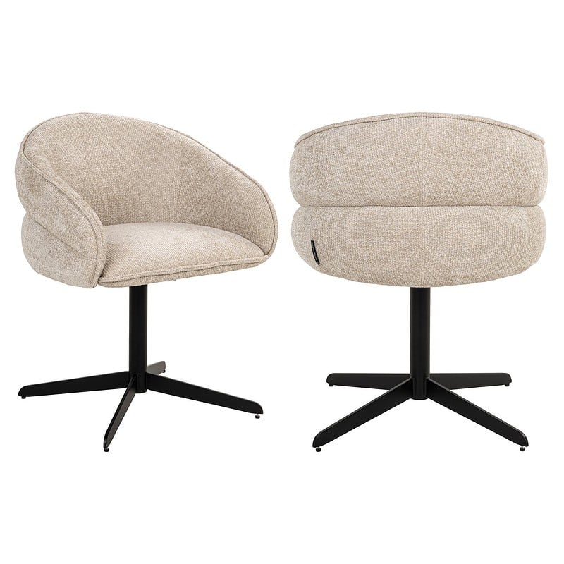 Zachte beige stoffering bureaustoelen met zwart metalen poot voor comfortabele en moderne kantoorruimte inrichting.