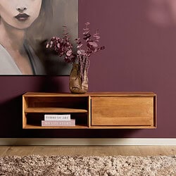 Handgemaakte houten wandkast voor woonkamer met moderne uitstraling, elegant design en multifunctioneel gebruik, perfect voor het opbergen en presenteren van decoraties.