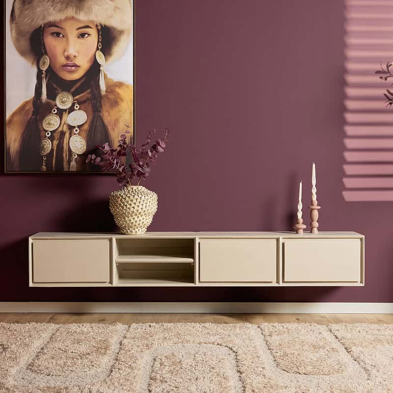 Elegante wittvloerlade met ruime opbergmogelijkheden voor modern interieur. Perfect voor woonkamer of hal, ontworpen door Mokana Meubelen voor functioneel en stijlvol vertrek.