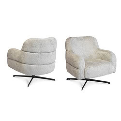 Zeer comfortabele vintage stijl fauteuils met warm, wollig stof en zwart metalen pootjes, perfect voor modern en retro-interieurs.