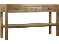 Robuuste houten werktafel van Mokana Meubelen, perfect voor ambachtelijke werkzaamheden en werkplaatsen, met stevige constructie en natuurlijke uitstraling.