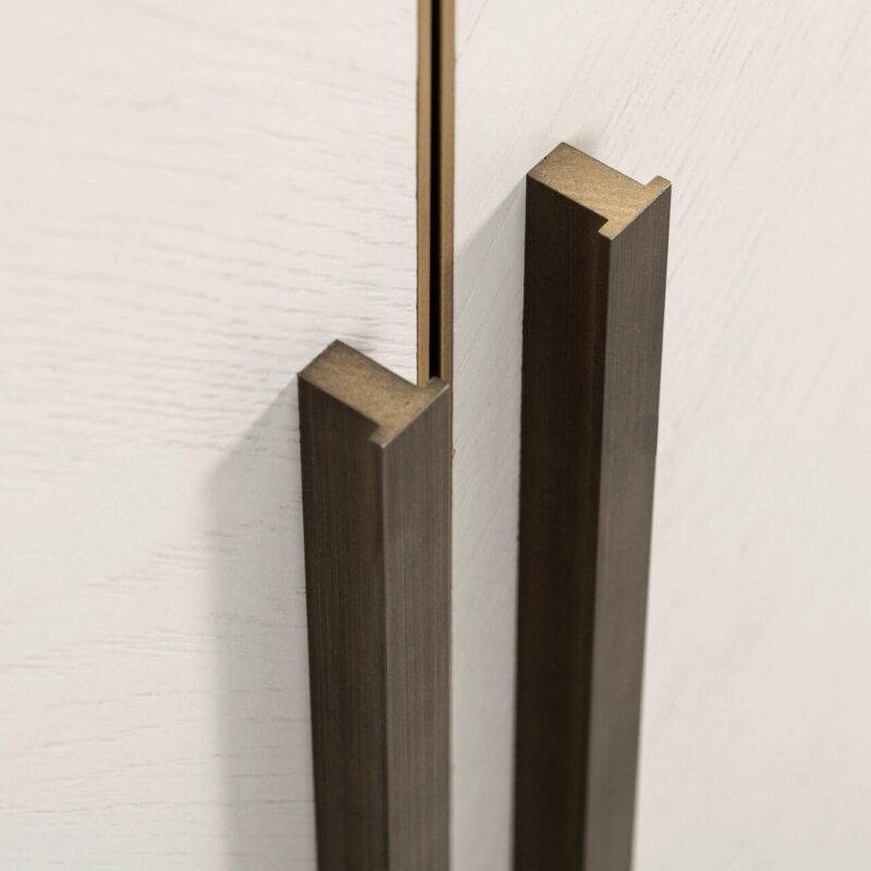 Dressoir Whitebone Verona Grey Koperkleurig Metaal Details