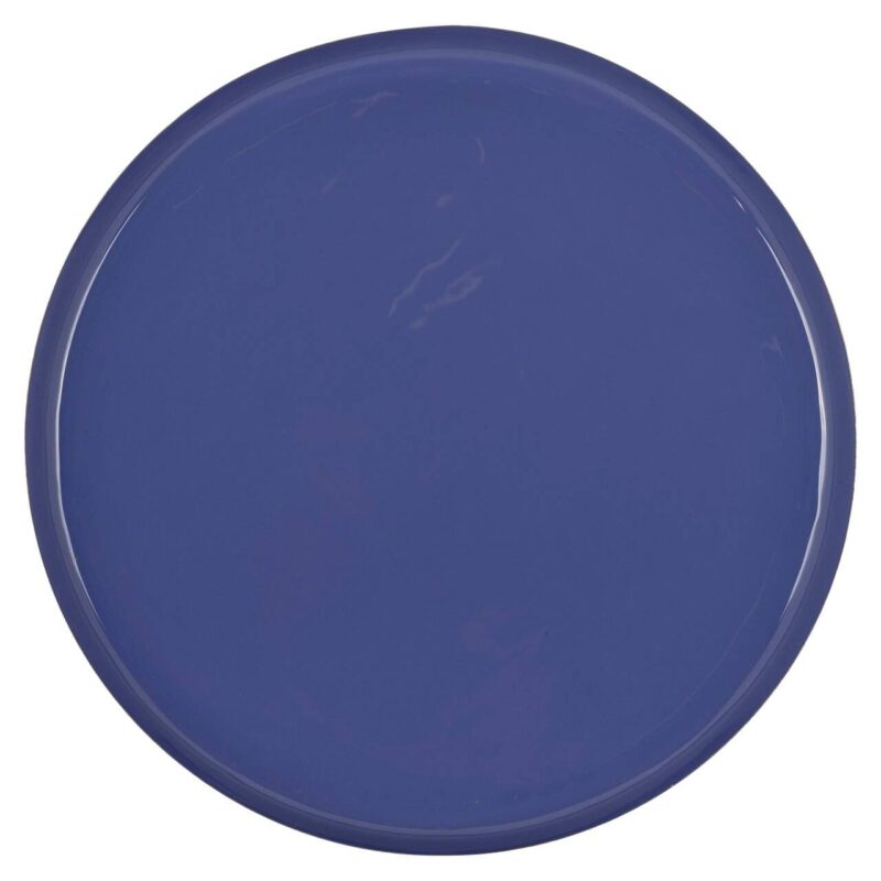 Renao bijzettafel in interieur ruimte met goudkleurig tafelblad