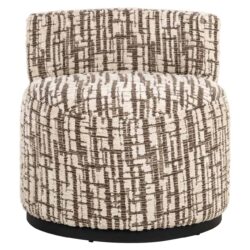 Detail van de armleuning op de lounge stoel Franny cream