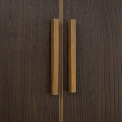 Wandkast Carter large goud eiken materiaal