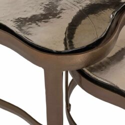 Perspectief van boven op salontafel Fairfield brass antique