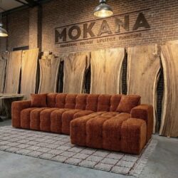 Loungebank Bree van Primavera in roestkleur met diepe stiksels