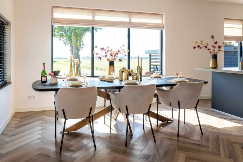 Eettafel Hayley dark coffee 280