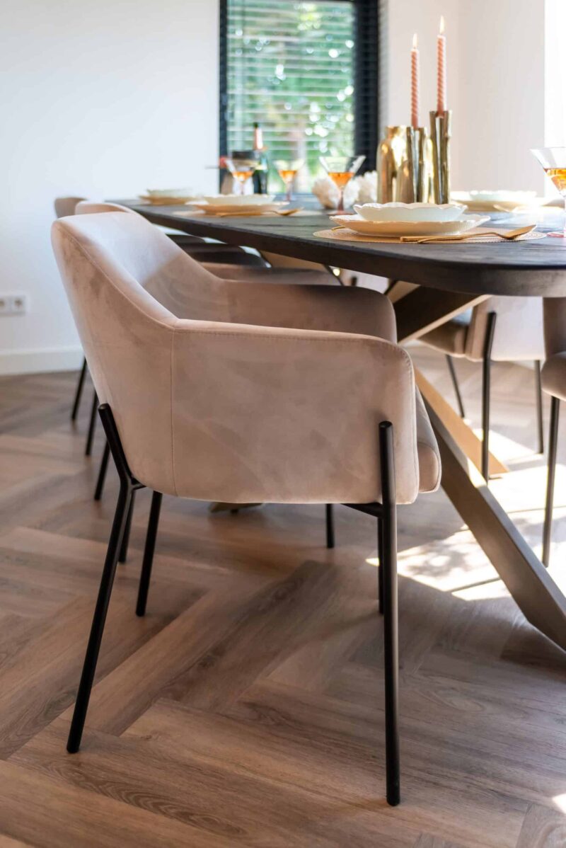 Eettafel Hayley dark coffee 280