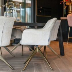Eetkamerstoel Aline FR white chenille swivel fire retardant