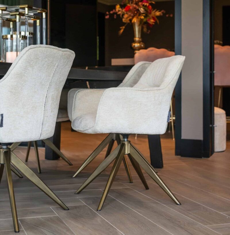 Eetkamerstoel Aline FR white chenille swivel fire retardant