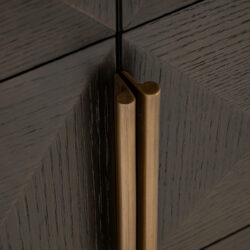 Dressoir Claremont brown  4-doors 2-shelves