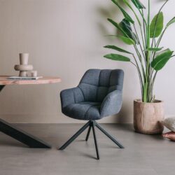 Detail van de armleuning van de Alba armstoel in Alpine indigo 90 kleurtint