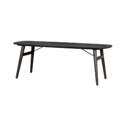 Detail van de eetkamertafel Aura Deens ovaal espresso