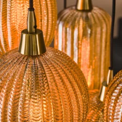 Hanglamp V-Shape 4+3-lichts / Amber glas