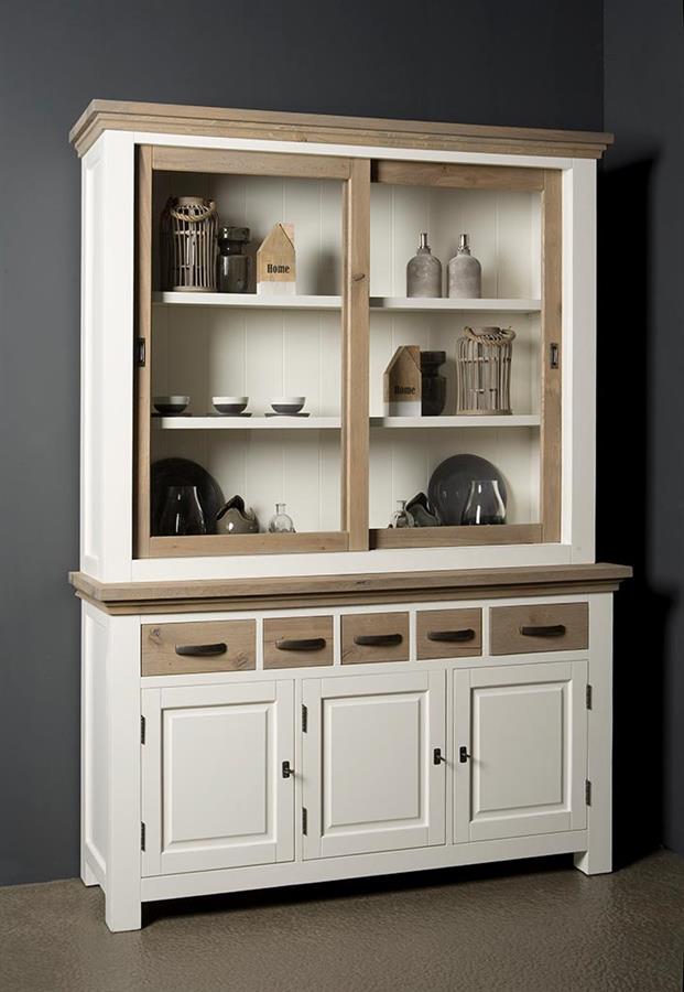 Detail van de deuren van de Parma buffetkast 150 cm