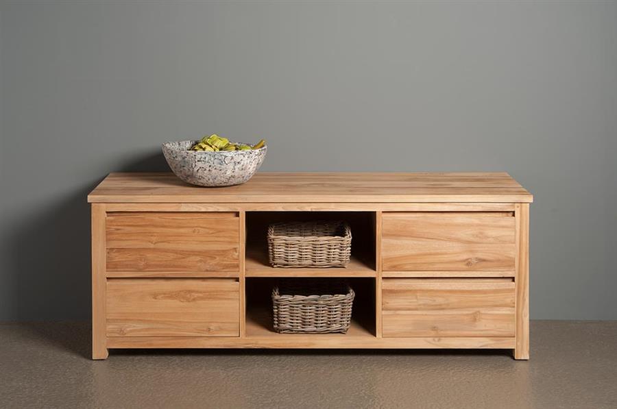 Corona TV-Möbel im Interieur, braune Farbe, Landhausstil