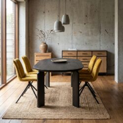 Ovale eetkamertafel donkerbruin met espresso-houten beschermlaag in hotelstijl