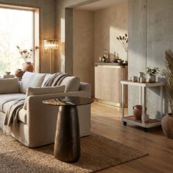 Bijzettafel Hayden bronze compact met bronzen afwerking en aluminium frame