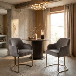 Eetkamerstoel Hadley stone velvet goud grijs comfortabel stijlvol