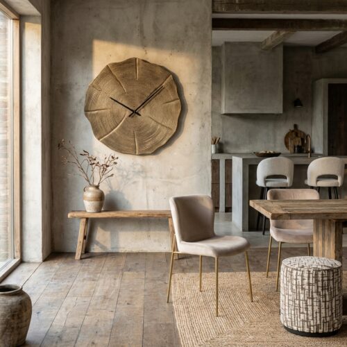 klok-alien-goud-afbeelding Goudkleurige Alien klok met zwarte wijzers en robuuste afwerking